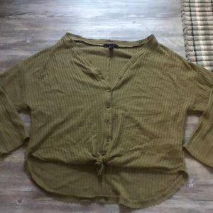 Green off the shoulder